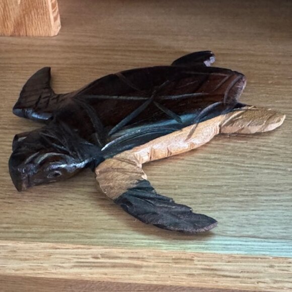 Hand Carved Wooden Turtle - Picture 1 of 12